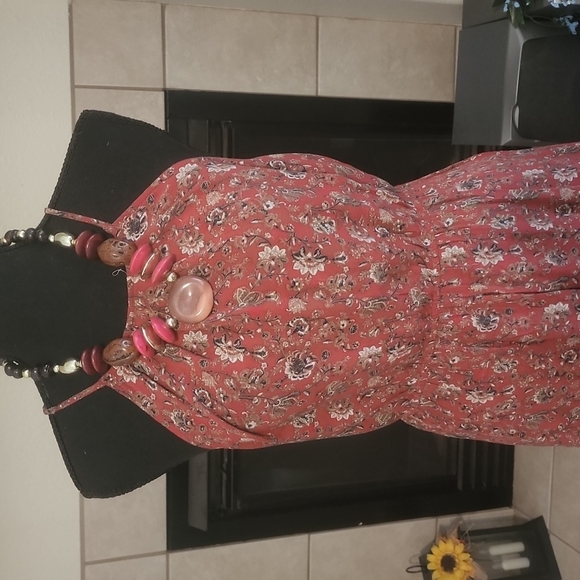 Dress - Picture 2 of 6